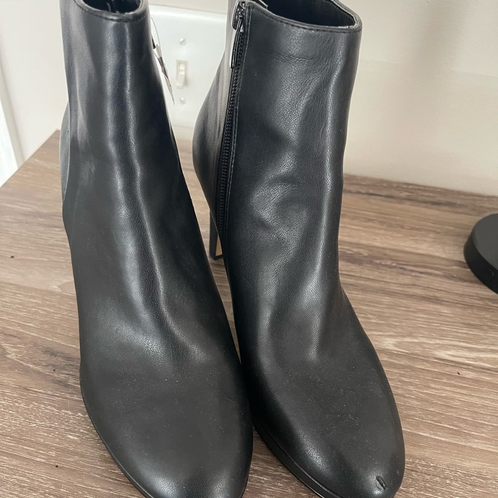 Nine West Black Ankle Booties